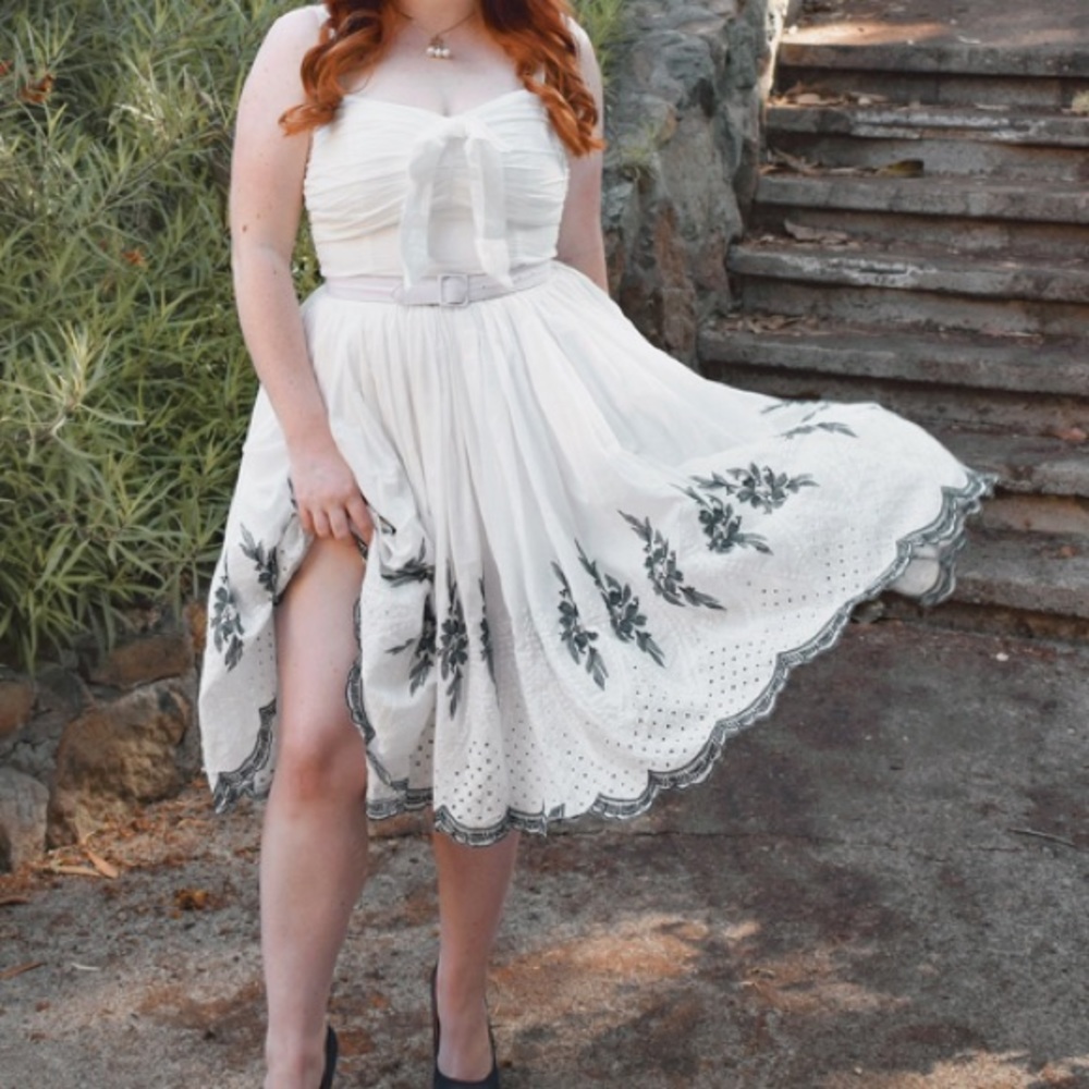Unique Vintage swing dress